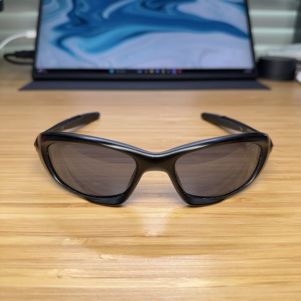 Vintage Oakley XX Twenty OO9157-07 Matte Black Wrap Sunglasses FRAMES ONLY!